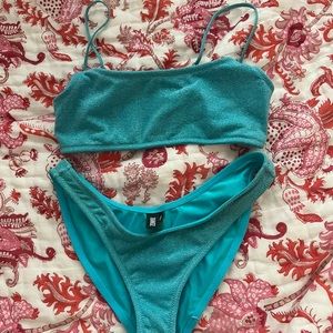 Light Blue Sparkle Triangl Set